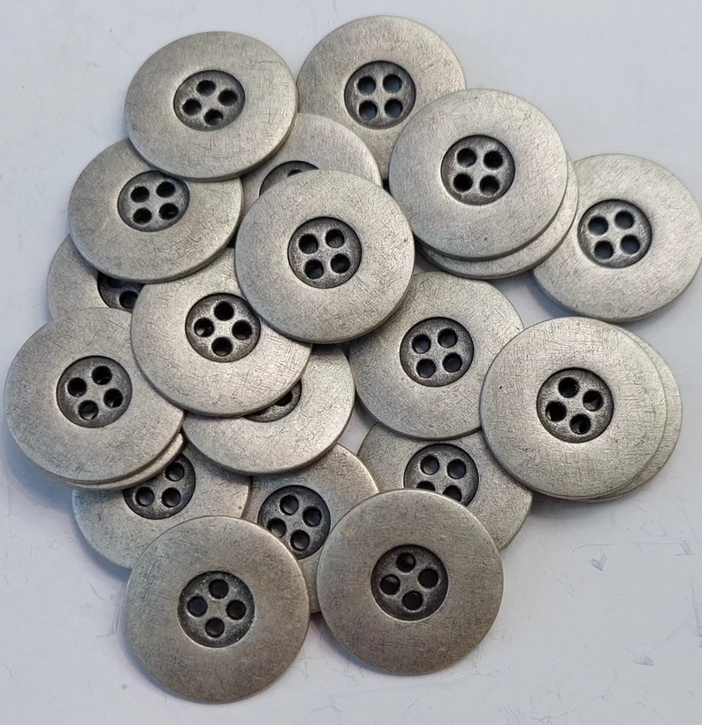 4-Hole Buttons